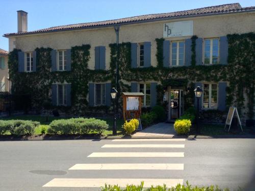 L'Hôtel du Périgord Aubeterre-sur-Dronne Exterior foto